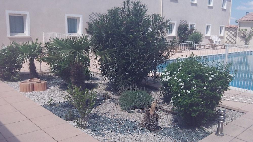 ibis Orange Sud Hotel Bagian luar foto